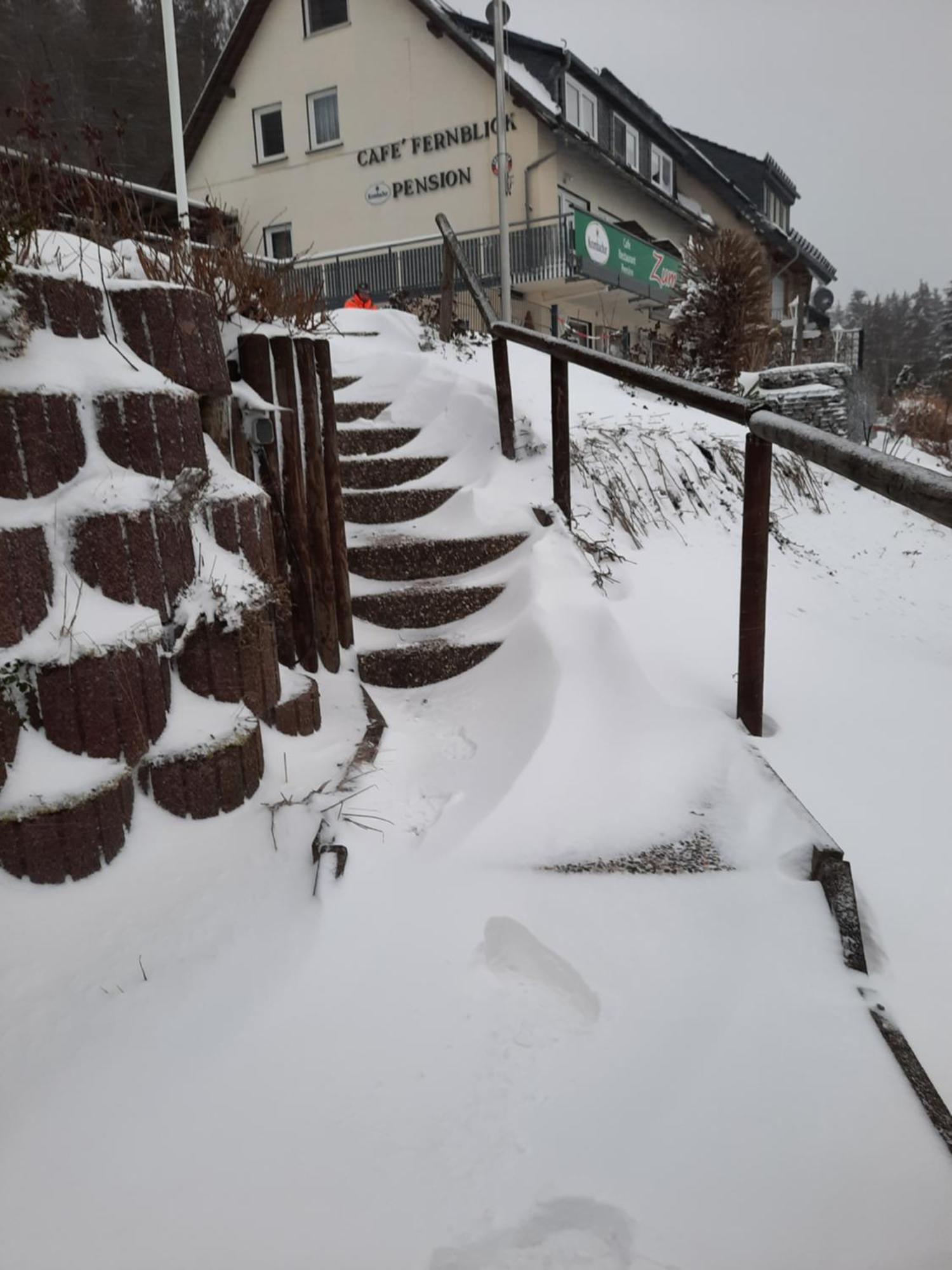 Cafe- Pension Fernblick, Incl Meinecardplus Виллинген Экстерьер фото